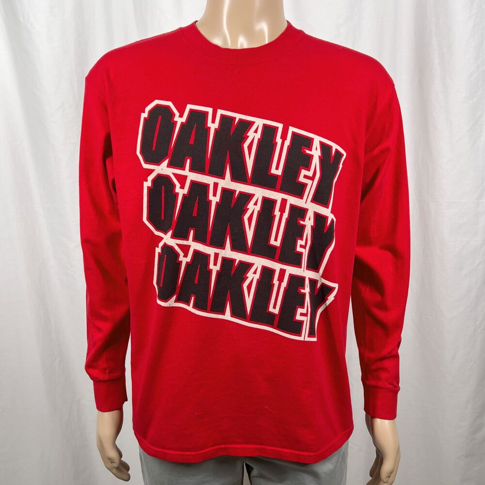 Vintage Y2K Oakley Men's Large Red Black Long Sleeve Repeat Logo Graphic T-Shirt